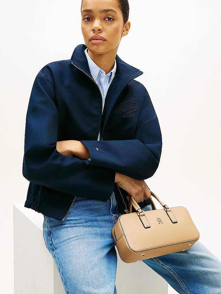 Tommy Hilfiger Tasche - Baguette Bag TH DAILY camel damen 2